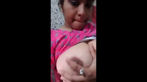Desi village girl recording nudes boobs show tits pressing desi viral mms