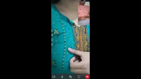 Sexy paid girl nudes show on video call desi viral mms