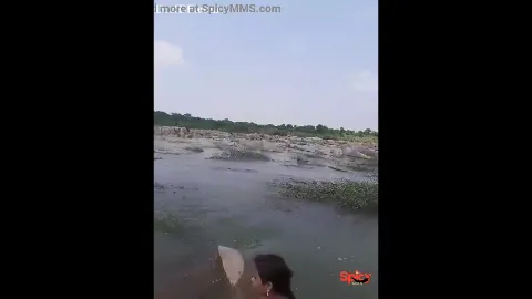 Bihari girl outdoor naked bathing in pond friends recording mms