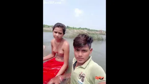 Bihari girl outdoor naked bathing in pond friends recording mms