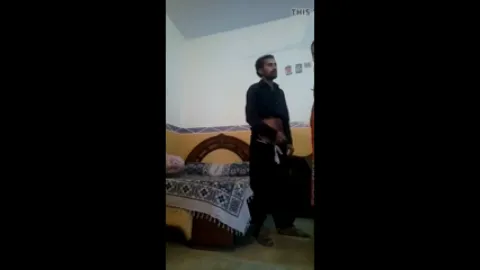 Chubby pakistani aunty neighbour hardcore sex tape