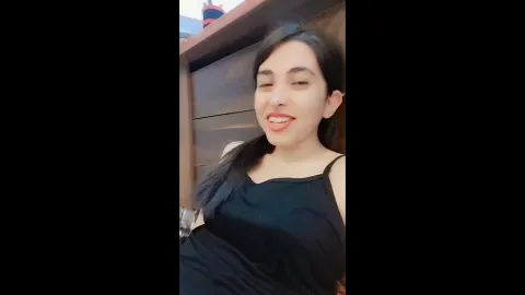 Hot teen shows nudes sexy boobs and pussy