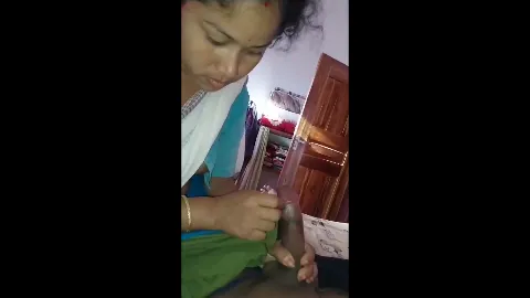 Bihari village aunty first time blowjob and boobs rubbing on husband dick