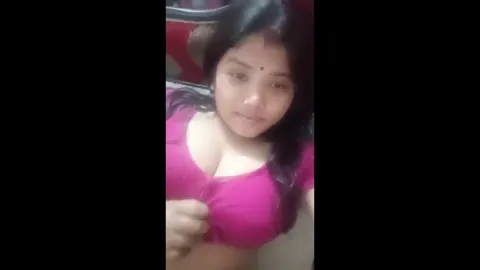 Sexy big boobs aunty showing boobs and pussy nude tease